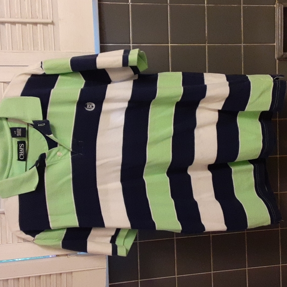 Shirt - Picture 2 of 6